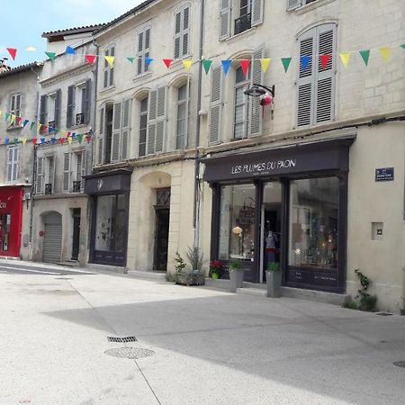 Le 4Bis Leilighet Avignon Eksteriør bilde