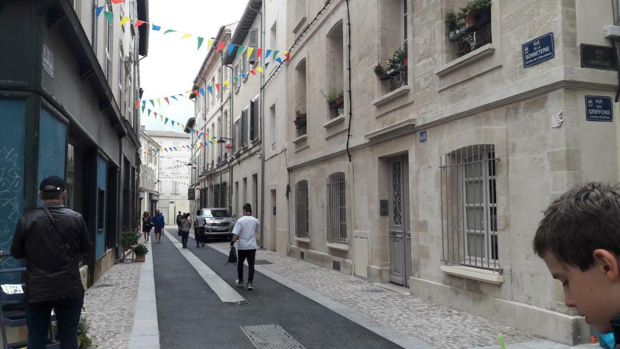 Le 4Bis Leilighet Avignon Eksteriør bilde